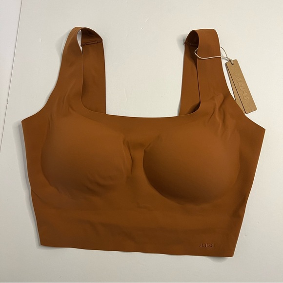SKIMS Other - Skims scoop tank padded bra NWT bronze XL
